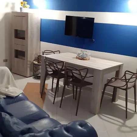 La Casa Di Neni Lido Marini