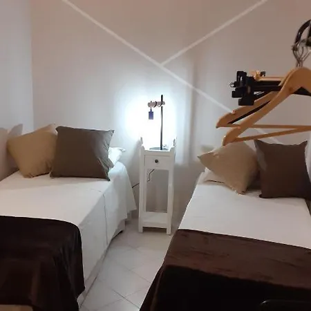 La Casa Di Neni Lido Marini